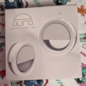Aura Compact White Ring Light